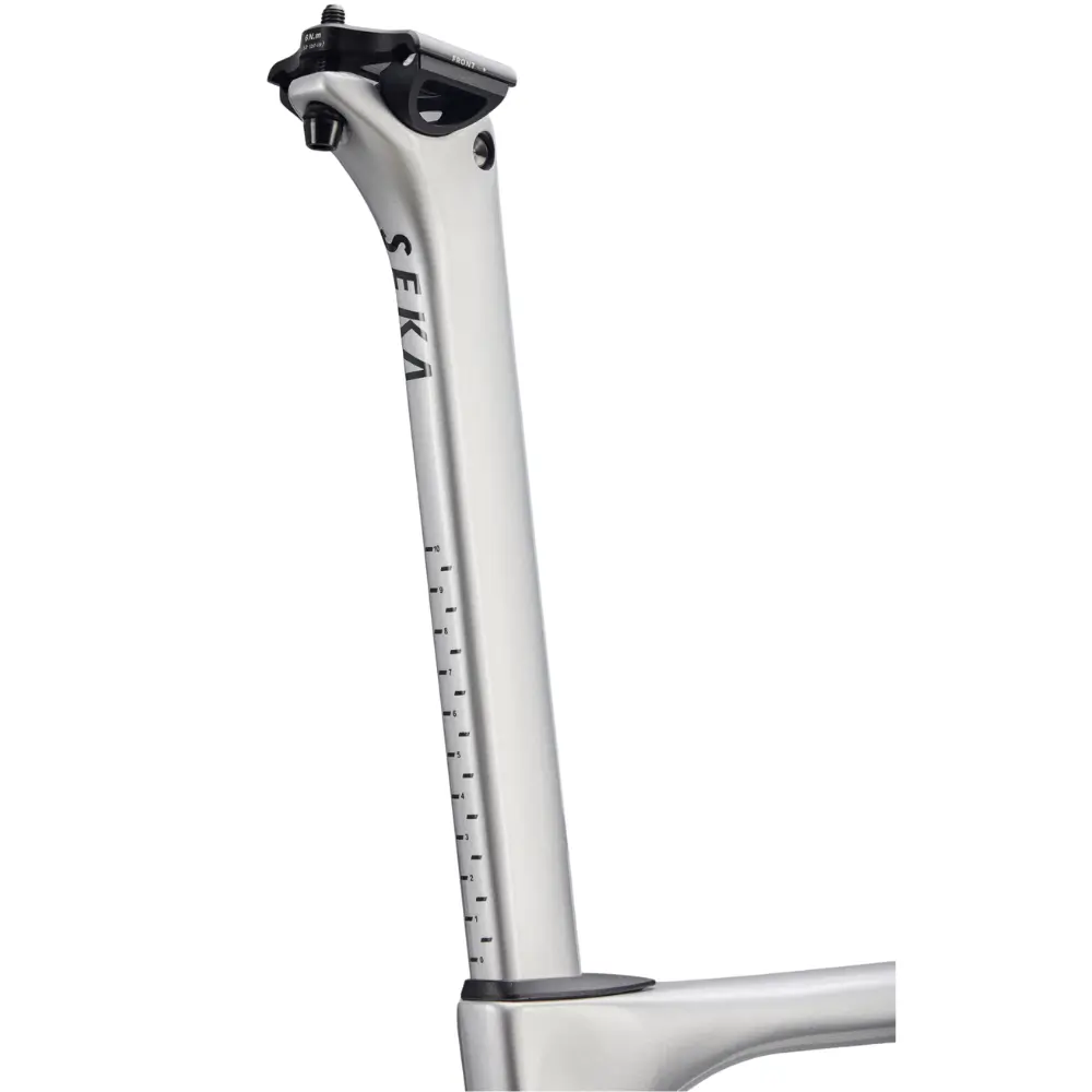 The seatpost of the SEKA Spear in Achromatic Silver