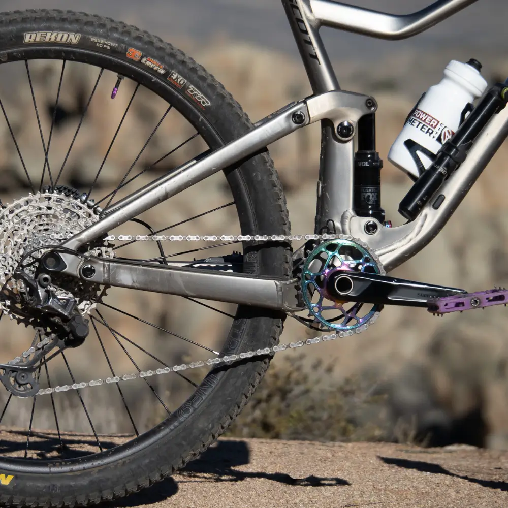 A close up of a Shimano drivetrain on a Scott Genius.